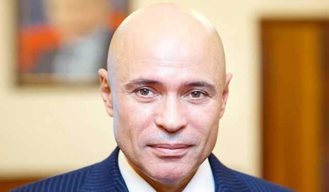 "Призрак" Артамонова "бродит" по СовФеду