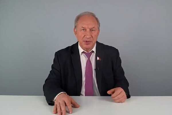 Депутат Госдумы Рашкин признался в убийстве лося