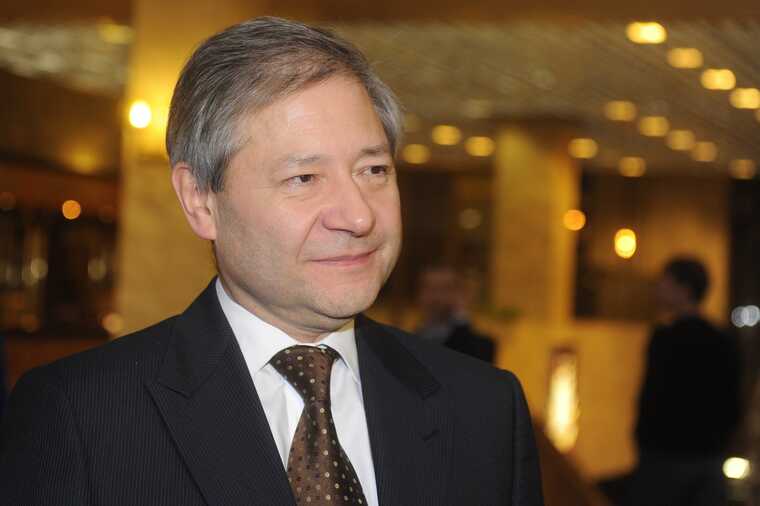 Рейман платежом красен