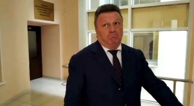 Заподозрен в коррупции: главу 6-го кассационного СОЮ досрочно лишили судейских полномочий