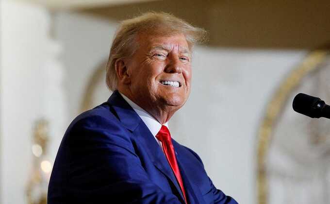 Дональд Трамп возглавил рейтинг желающих бороться за пост президента США республиканцев