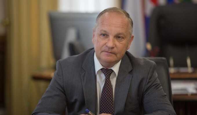 Экс-мэр Владивостока раскошелил бюджет на ремонт катера