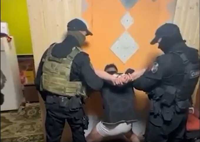 Повар, зверски избивший барменшу на Камчатке, ранее уже нападал на женщин