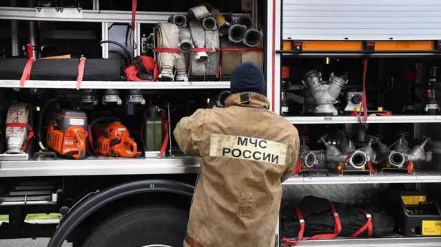 Сильный пожар пылает в Волгограде