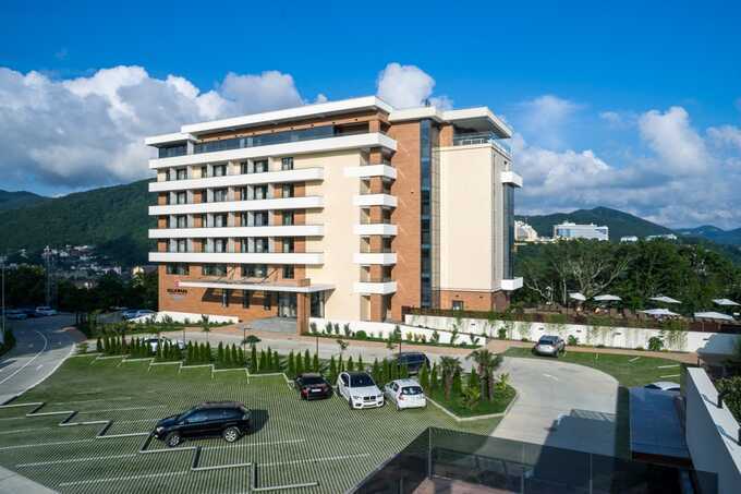 В Краснодарском крае на пляже курортного поселка случился мощный пожар