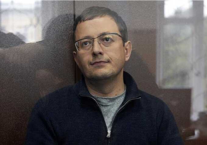 Анатолий Кайро ответил один за 4 выведенные миллиарда
