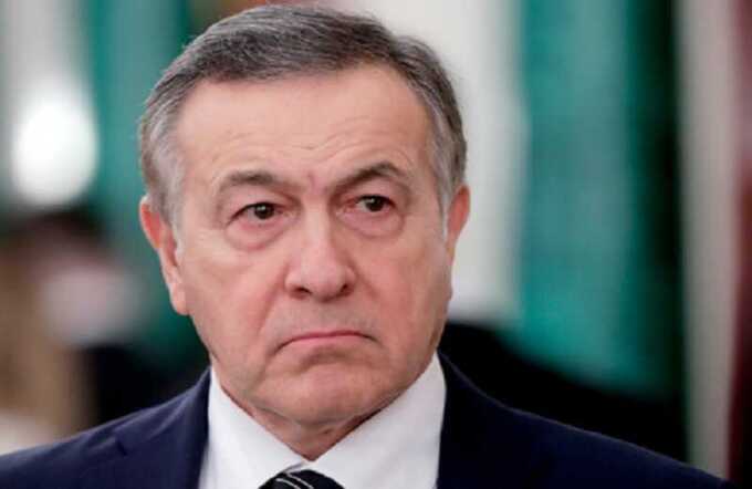 Обласканный властью Араз Агаларов