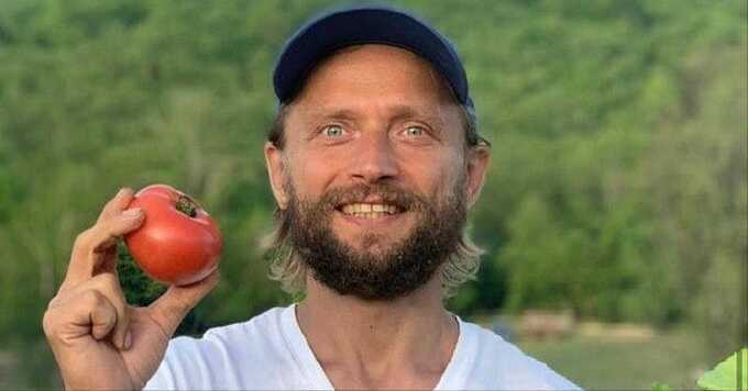 СИЗО "вылечил" от сыроедства блогера, который заморил собственного сына голодом