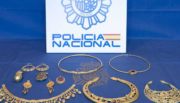 Власти Испании конфисковали краденые украинские артефакты стоимостью 60 миллионов евро