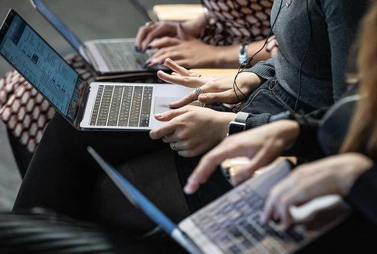 Информация о приостановках выплат вкладов в трех банках может оказаться взломом
