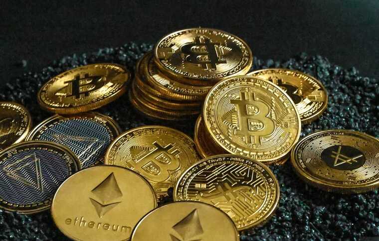 Режиссёр Марюс Вайсберг отдал 100 тысяч долларов криптобизнесмену и прогорел