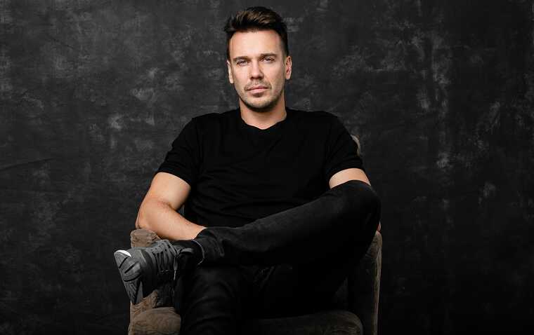 Михаил Зыгарь не дождался хейта после свадьбы