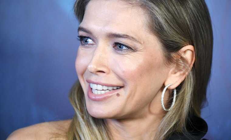 Вера Брежнева подняла ценник корпоративов для русских на 10 тысяч евро