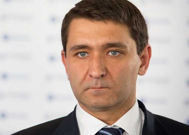 А Рюмин где? Журналисты продолжают раскрывать схему обогащения подчинённого главы «Россетей»