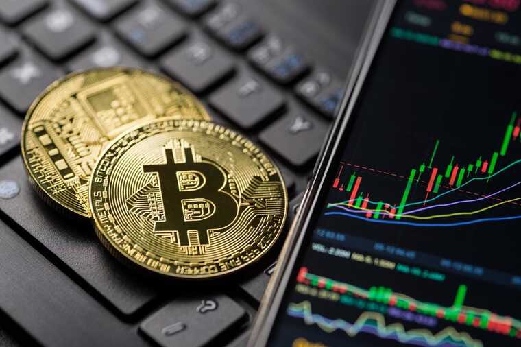 Стоимость биткойна превысила 47 тысяч долларов впервые с апреля 2022 года