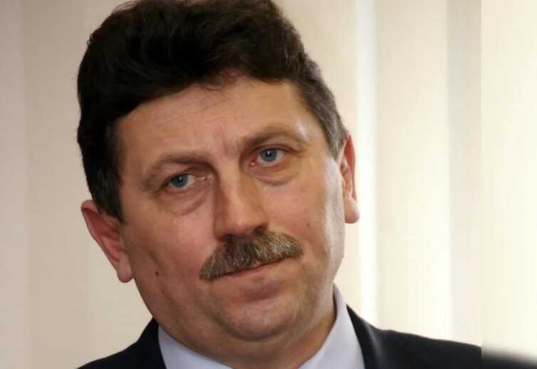 Экс-начальник судуправления Мособласти избежал наказания за распил 500 миллионов рублей на переводах