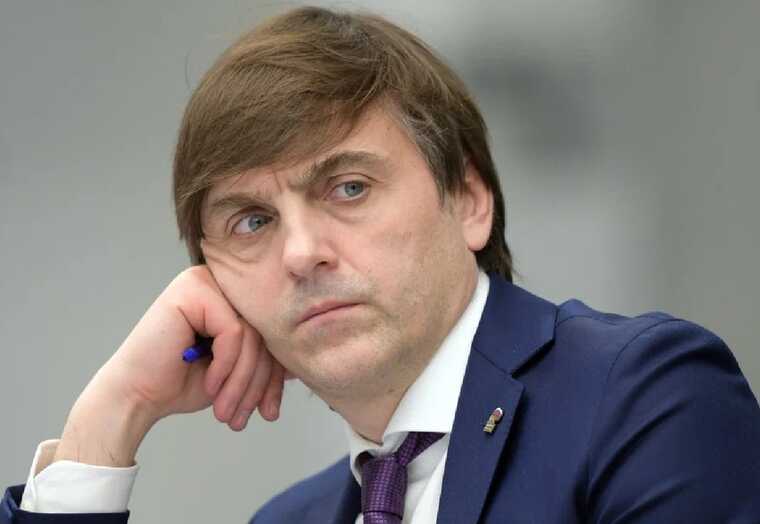 Министр просвещения России Сергей Кравцов попал в ДТП в центре Москвы