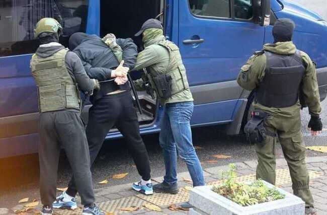 Беларусь: новая волна репрессий против критиков режима