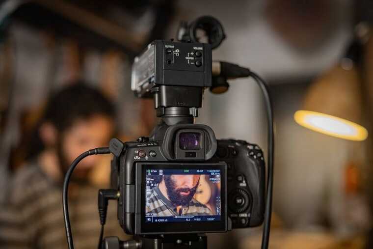 Суд в Петербурге взыскал 28 миллионов рублей с киностудии за неснятый фильм