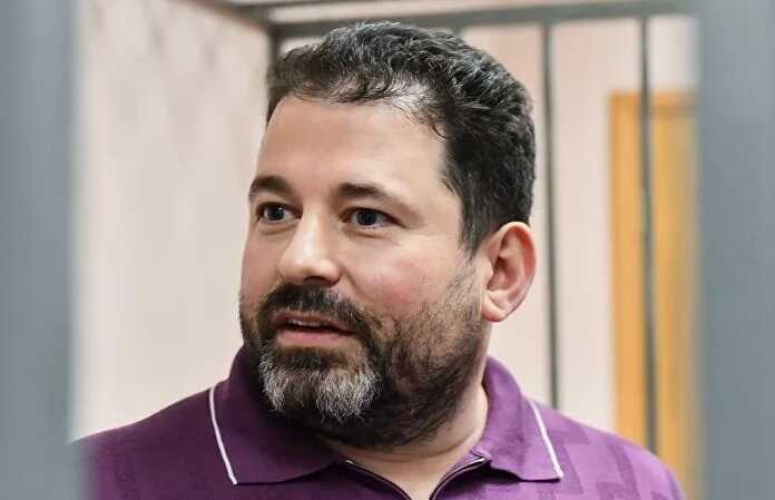 Владельцы B&B обвиняются в хищении 4 миллиардов рублей у известного юриста Дениса Шапиро