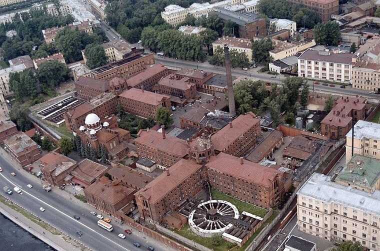 Торговый крест для «Крестов»