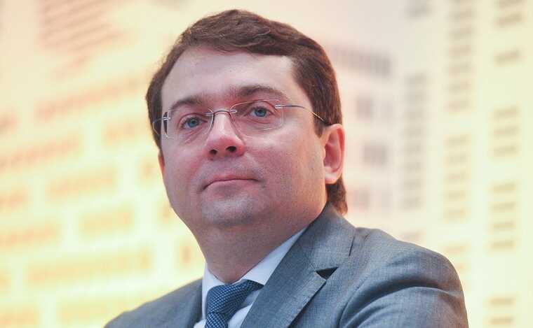 Кто такой губернатор Андрей Чибис, на которого напали в Апатитах