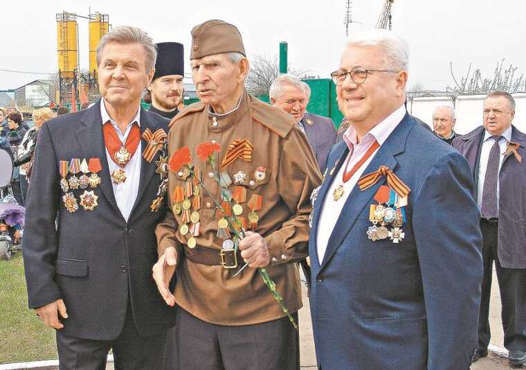 Госнаграда артисту рада