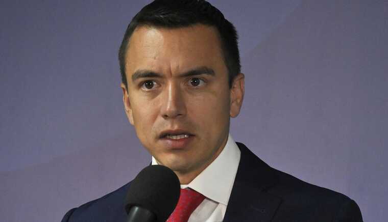 Президент Нобоа ввел в Эквадоре режим ЧС на фоне кризиса в энергетике