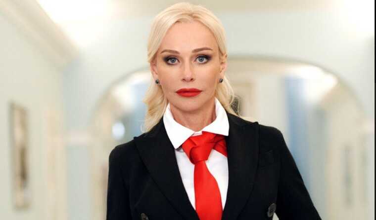 Елена Васильева выводит сотни миллионов за рубеж