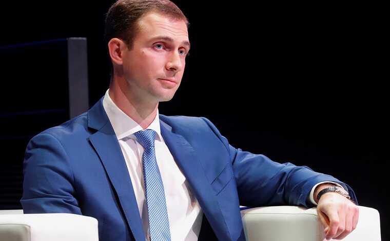 Владимир Кириенко теряет контакт