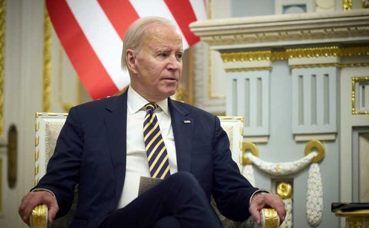 В США надеются на отказ Байдена от выборов в пользу Мишель Обамы