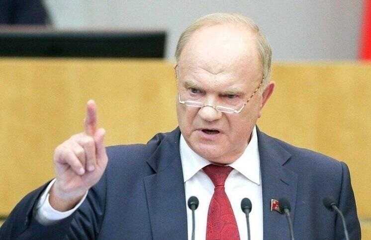 Лидер КПРФ Зюганов попросил трудоустроить бывшего мэра Новосибирска
