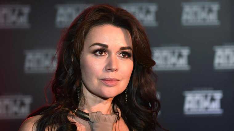 Коллега Заворотнюк по "Моей прекрасной няне" прокомментировала ее смерть