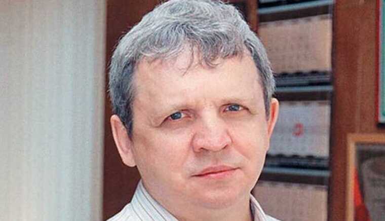 Юрия Антипова окончательно раздели