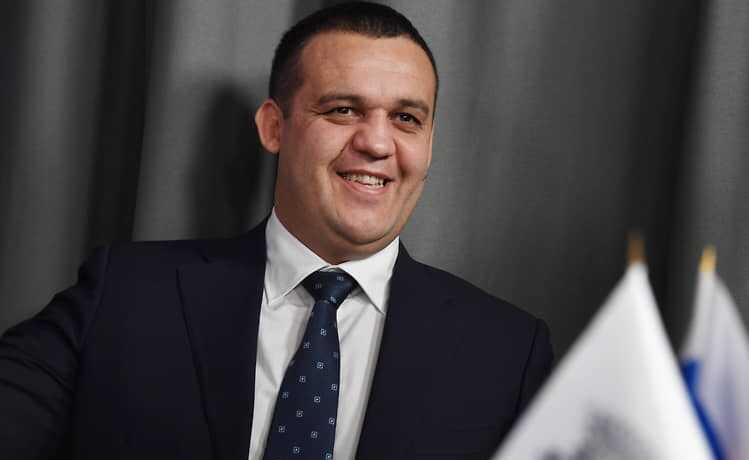 Умар Кремлев от лотерей добрался до автодилера "Рольф"