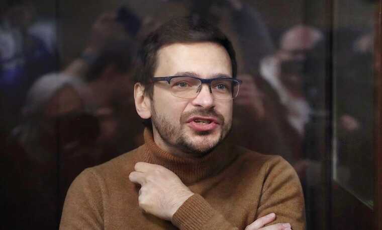 Илью Яшина из ШИЗО перевели в помещение камерного типа