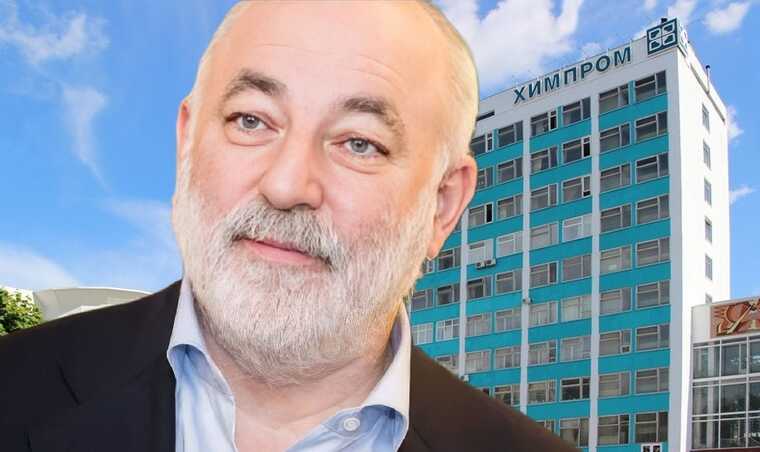 Поматросил и бросил: Вексельберг решил продать ПАО "Химпром"