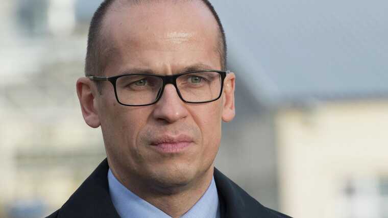 Бренчать, как Бречалов