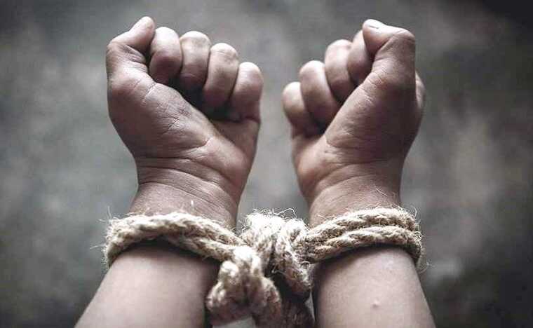 Протестантский пастор обвиняется в продаже сирот в США