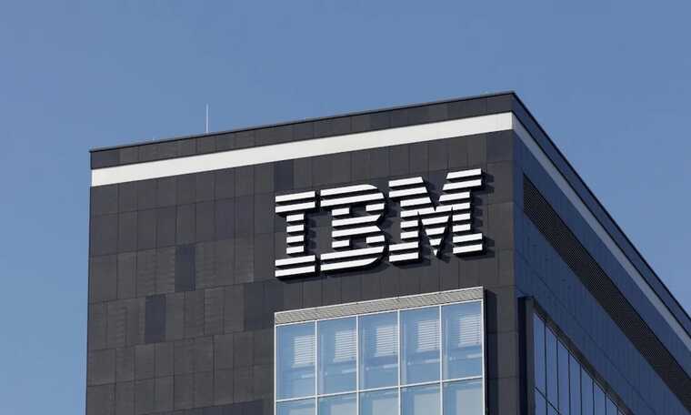 IBM сокращает американских работников и нанимает индийцев вместо них