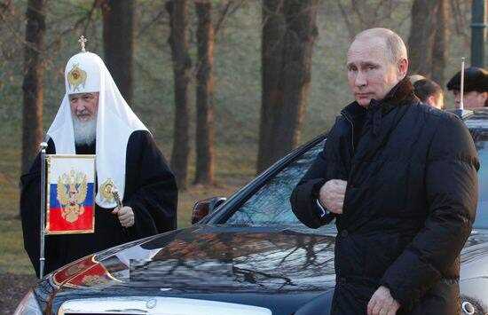 РПЦ обеспокоена тратами на роскошные автомобили вместо поддержки храмов