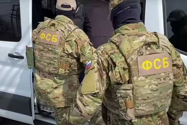 ФСБ копнула глубже: массовые обыски у строителей Петербурга вскрыли черную кассу теневых полигонов