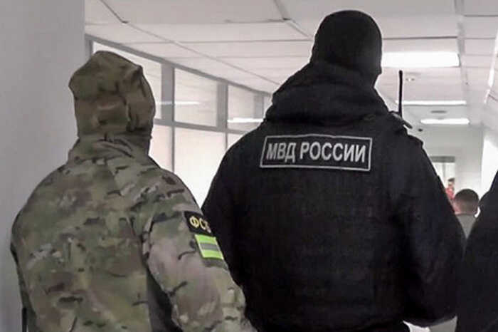 Силовики пришли с обысками к сотрудникам издательства Individuum