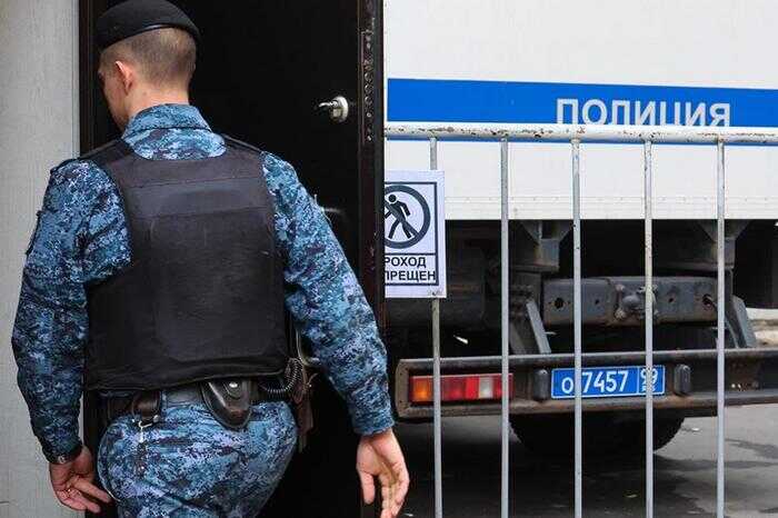 Расследование против ЭКСМО: дело об «экстремизме» впервые затронуло крупное издательство