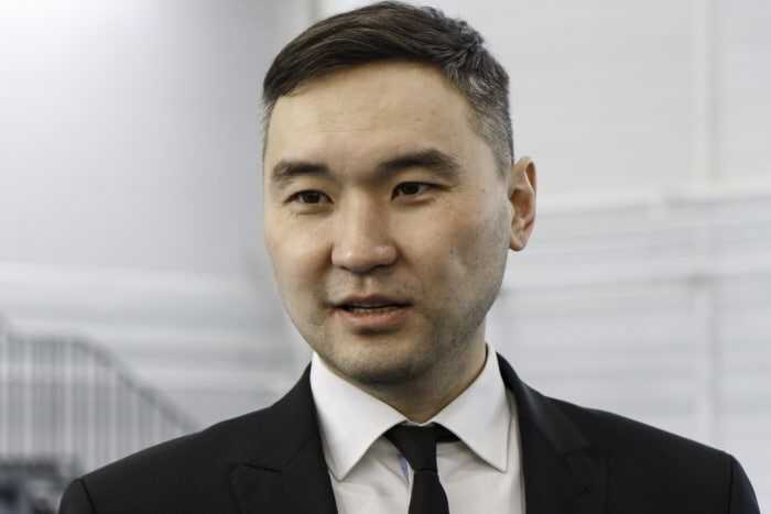 Подозрение в хищениях на миллиард: задержан глава капстроя Бурятии Анатолий Урбанов