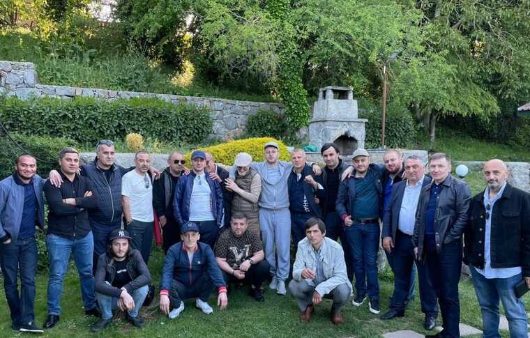 Золото, женщины и месть: воры в законе вспоминают старые грехи Бадри