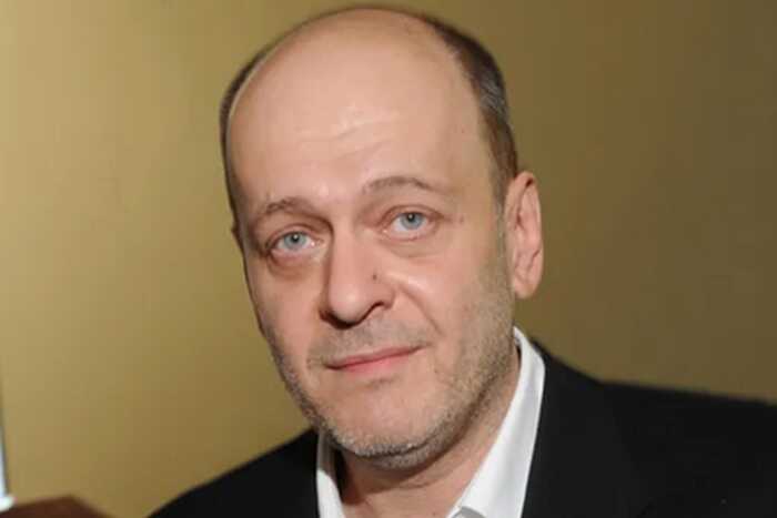 Режиссёр Денис Евстигнеев доставлен в больницу с подозрением на инфаркт