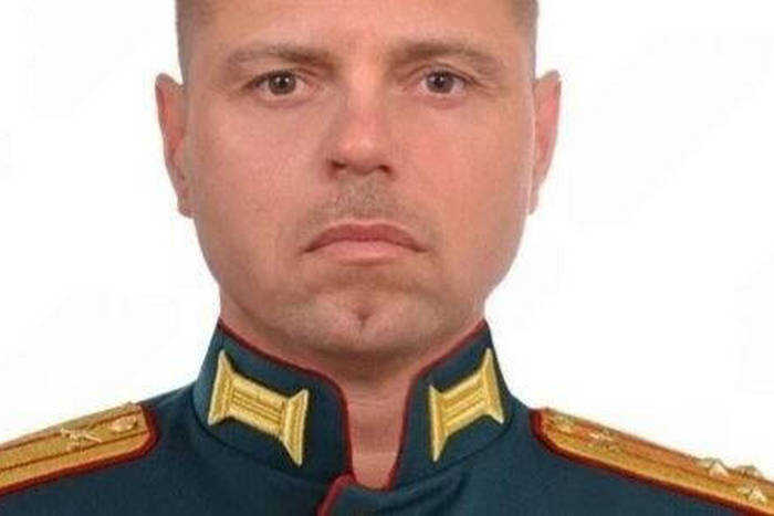 Павел Нечерда спасает брата Антона Нечерду, замешанного в убийстве офицера Филипчука