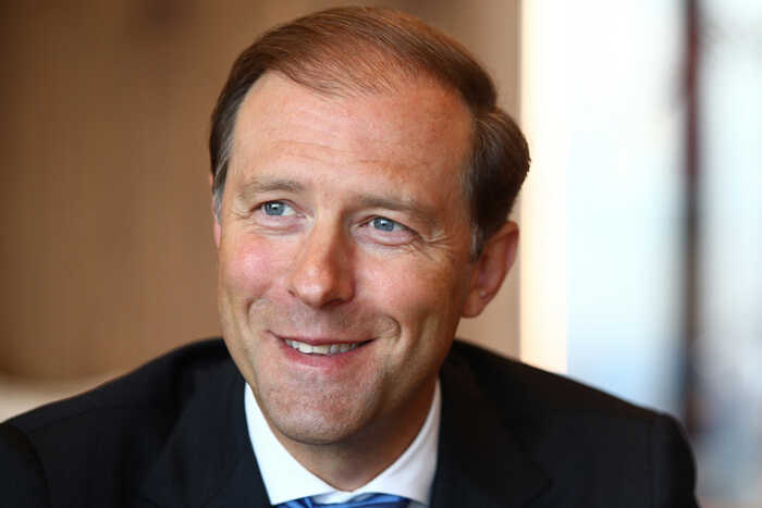 Критика Путина и внутренние интриги угрожают карьере первого вице-премьера Дениса Мантурова