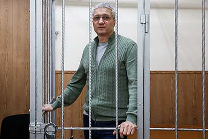 Экс-чиновнику Минобороны Тимуру Иванову вменили еще одну взятку на 152 миллиона рублей